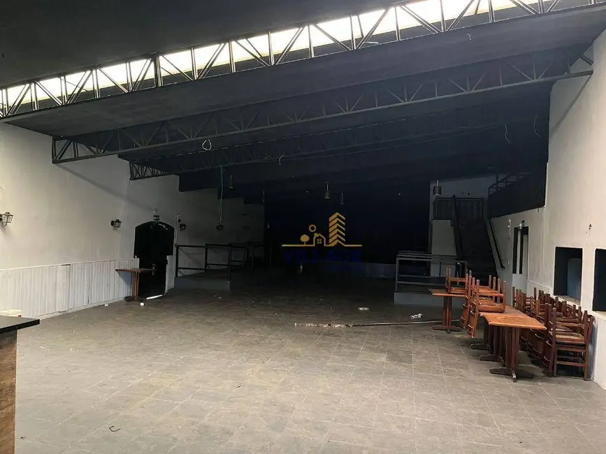 Armazém / Galpão para alugar, 2300m2 em Parque São Domingos, São Paulo - SP - imagem 9 Foto 9 de Armazém / Galpão para alugar, 2300m2 em Parque São Domingos, São Paulo - SP