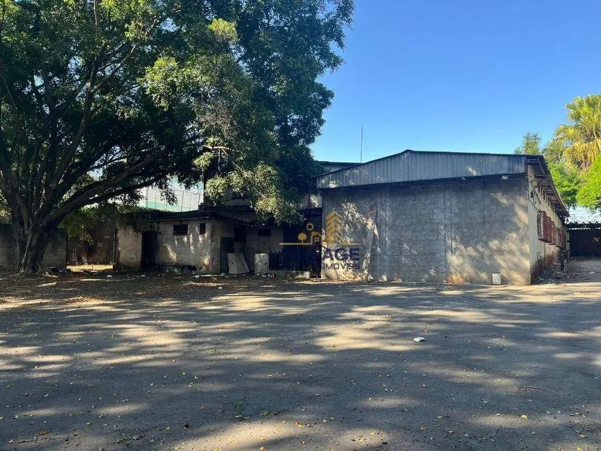 Armazém / Galpão para alugar, 2300m2 em Parque São Domingos, São Paulo - SP - imagem 3 Foto 3 de Armazém / Galpão para alugar, 2300m2 em Parque São Domingos, São Paulo - SP