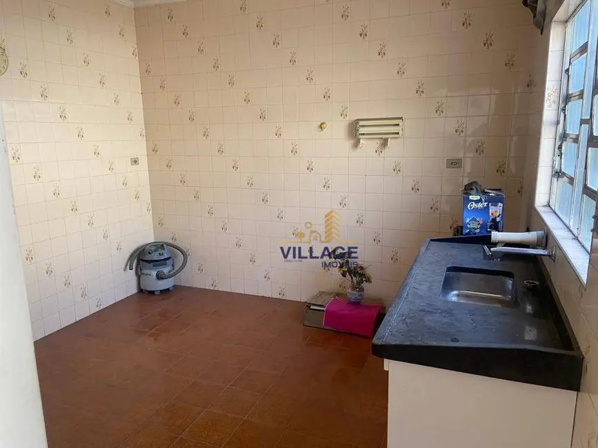 Casa com 4 quartos à venda, 300m2 em Vila Mangalot, São Paulo - SP - imagem 5 Foto 5 de Casa com 4 quartos à venda, 300m2 em Vila Mangalot, São Paulo - SP