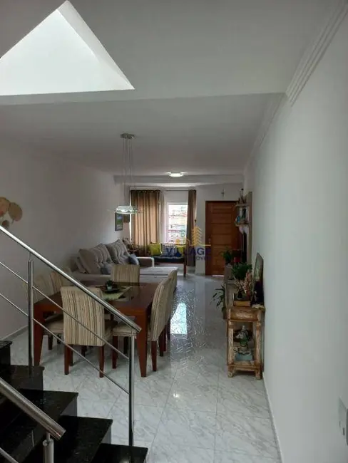 Sobrado com 3 quartos à venda, 150m2 em Parque São Domingos, São Paulo - SP - imagem 4 Foto 4 de Sobrado com 3 quartos à venda, 150m2 em Parque São Domingos, São Paulo - SP