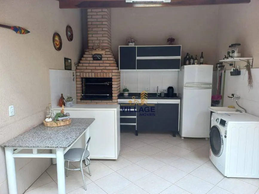 Sobrado com 3 quartos à venda, 150m2 em Parque São Domingos, São Paulo - SP - imagem 9 Foto 9 de Sobrado com 3 quartos à venda, 150m2 em Parque São Domingos, São Paulo - SP