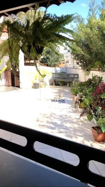 Sobrado com 3 quartos à venda, 200m2 em Jardim Marisa, São Paulo - SP - imagem 9 Foto 9 de Sobrado com 3 quartos à venda, 200m2 em Jardim Marisa, São Paulo - SP