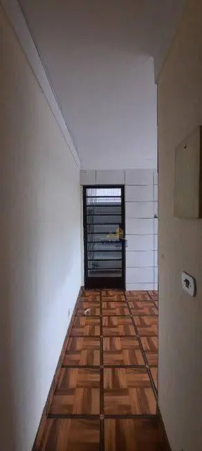 Casa com 1 quarto para alugar, 300m2 em Parque São Domingos, São Paulo - SP - imagem 9 Foto 9 de Casa com 1 quarto para alugar, 300m2 em Parque São Domingos, São Paulo - SP