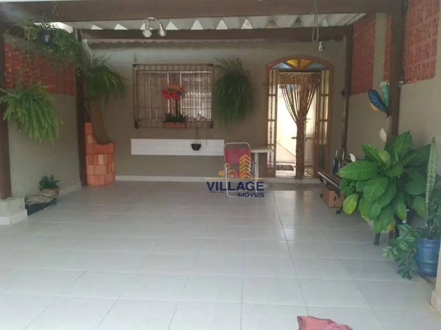 Foto 5 de Casa com 2 quartos à venda, 156m2 em Mirim, Praia Grande - SP