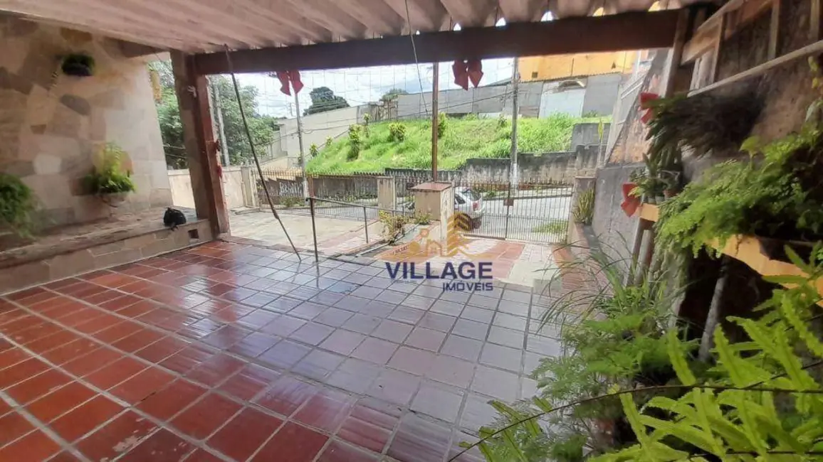 Foto 1 de Sobrado com 3 quartos à venda, 220m2 em Vila Mangalot, São Paulo - SP