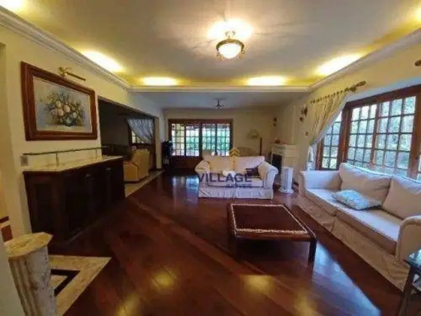 Foto 1 de Casa com 4 quartos à venda e para alugar, 493m2 em Santana De Parnaiba - SP