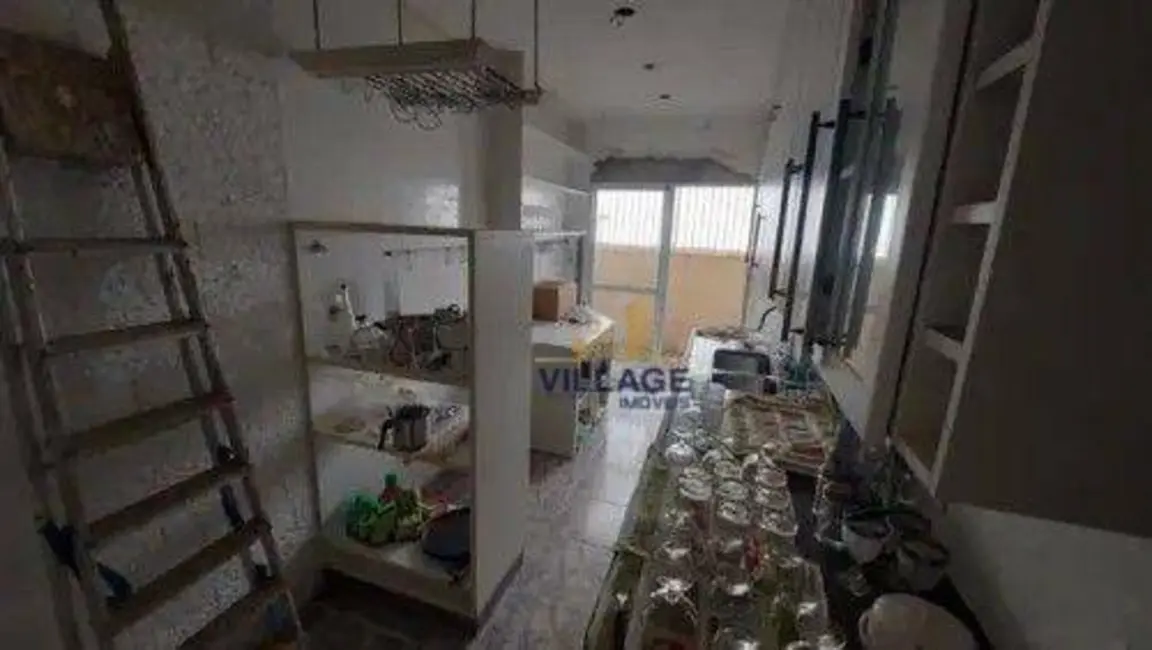 Foto 2 de Casa com 4 quartos à venda, 384m2 em Santana De Parnaiba - SP