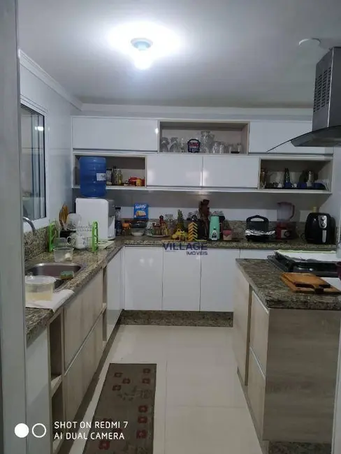 Sobrado com 3 quartos à venda, 96m2 em Vila Pereira Cerca, São Paulo - SP - imagem 8 Foto 8 de Sobrado com 3 quartos à venda, 96m2 em Vila Pereira Cerca, São Paulo - SP