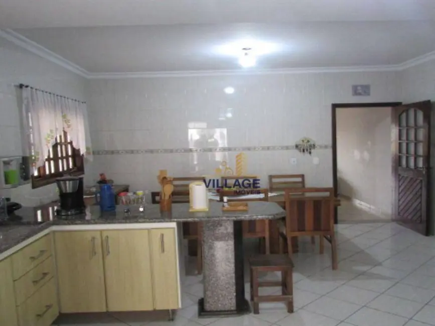 Sobrado com 3 quartos à venda, 168m2 em Jardim Maristela, São Paulo - SP - imagem 2 Foto 2 de Sobrado com 3 quartos à venda, 168m2 em Jardim Maristela, São Paulo - SP