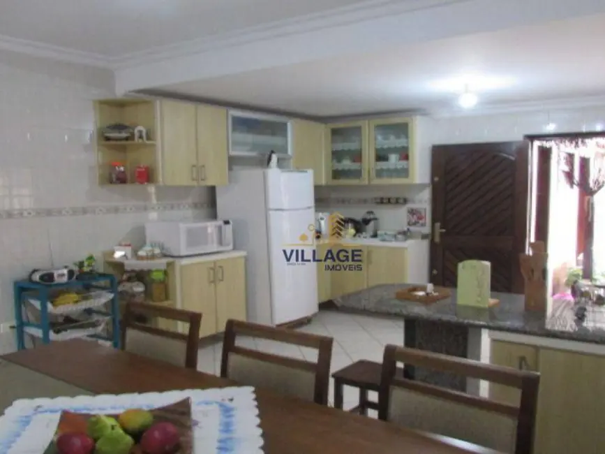 Sobrado com 3 quartos à venda, 168m2 em Jardim Maristela, São Paulo - SP - imagem 3 Foto 3 de Sobrado com 3 quartos à venda, 168m2 em Jardim Maristela, São Paulo - SP