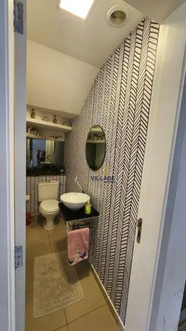 Foto 8 de Sobrado com 3 quartos à venda, 238m2 em Jardim Passárgada I, Cotia - SP