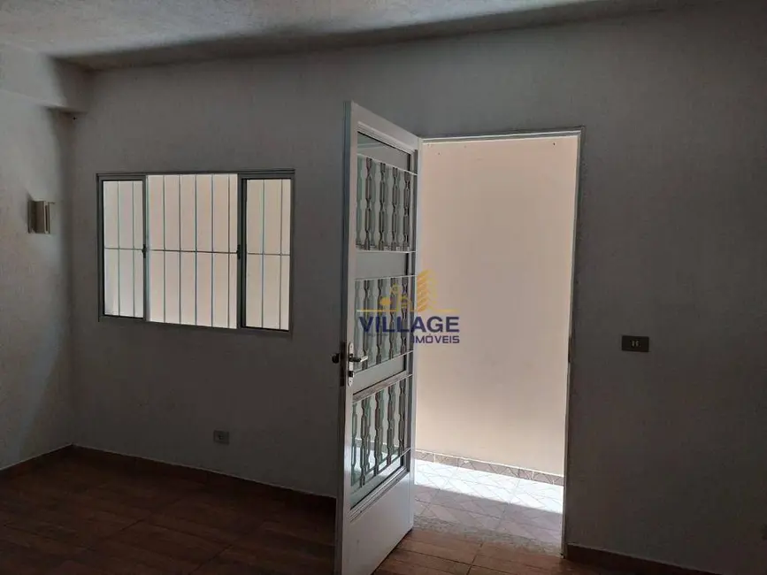 Foto 2 de Casa com 9 quartos à venda, 150m2 em Parque São Domingos, São Paulo - SP