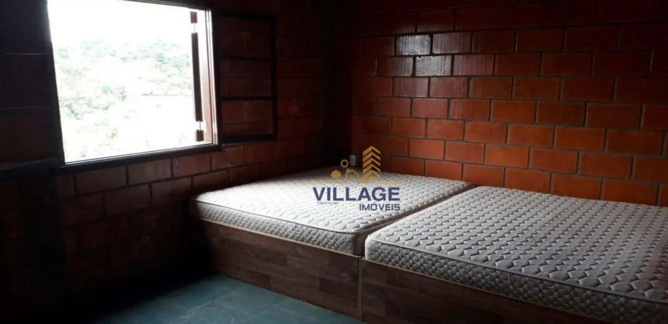 Chácara com 3 quartos à venda, 2000m2 em Mairinque - SP - imagem 4 Foto 4 de Chácara com 3 quartos à venda, 2000m2 em Mairinque - SP