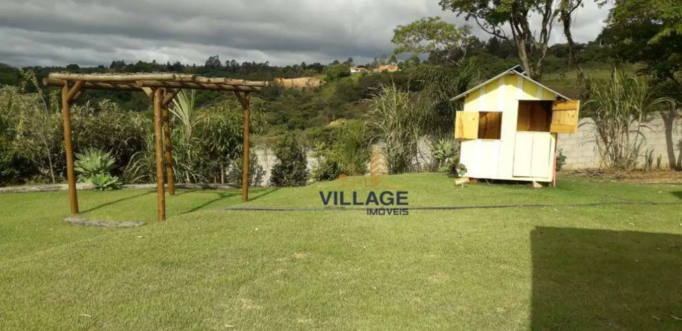 Chácara com 3 quartos à venda, 2000m2 em Mairinque - SP - imagem 3 Foto 3 de Chácara com 3 quartos à venda, 2000m2 em Mairinque - SP