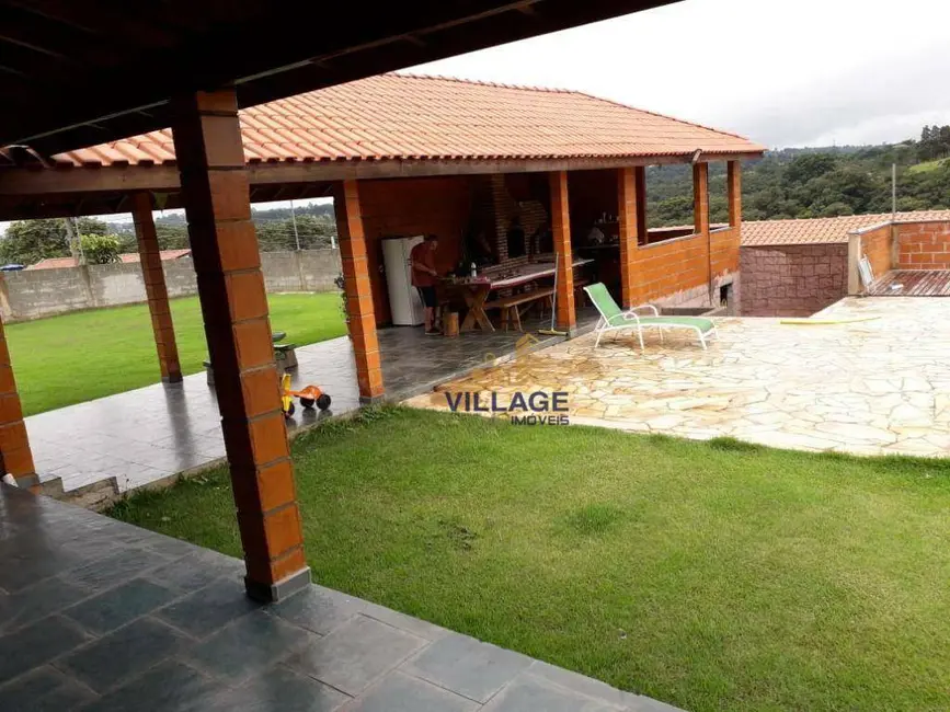 Chácara com 3 quartos à venda, 2000m2 em Mairinque - SP - imagem 9 Foto 9 de Chácara com 3 quartos à venda, 2000m2 em Mairinque - SP