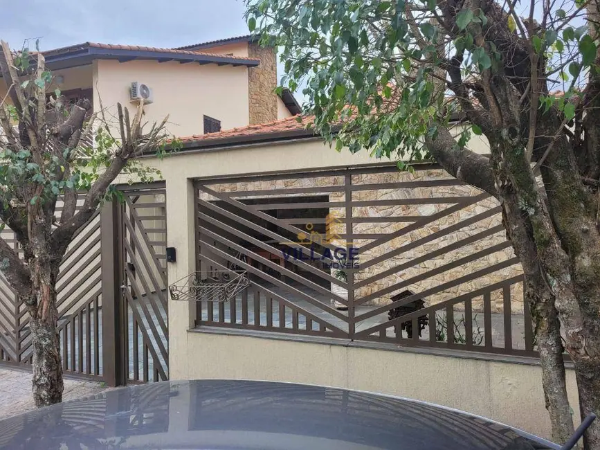 Foto 2 de Sobrado com 3 quartos à venda, 300m2 em Jardim Líbano, São Paulo - SP