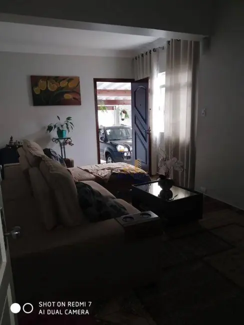 Foto 4 de Casa com 4 quartos para alugar, 430m2 em Vila Mangalot, São Paulo - SP