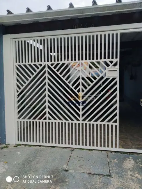 Foto 2 de Casa com 4 quartos para alugar, 430m2 em Vila Mangalot, São Paulo - SP