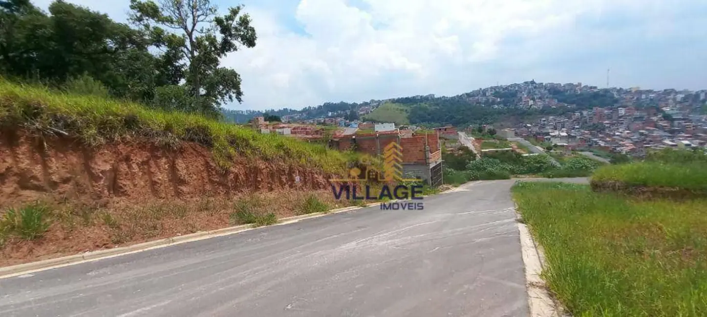 Foto 1 de Terreno / Lote à venda, 100m2 em Jardim Jaraguá, São Paulo - SP