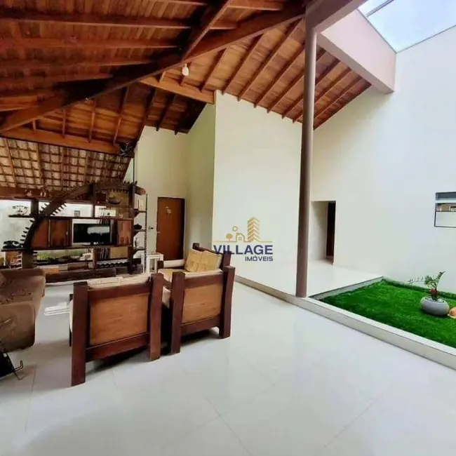 Foto 3 de Chácara com 4 quartos à venda, 1250m2 em Mairipora - SP