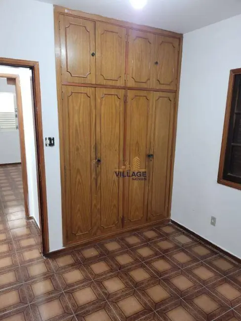 Foto 3 de Casa com 4 quartos à venda, 180m2 em Jardim Líbano, São Paulo - SP