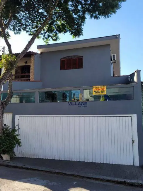 Sobrado com 4 quartos à venda, 250m2 em Parque São Domingos, São Paulo - SP - imagem 1 Foto 1 de Sobrado com 4 quartos à venda, 250m2 em Parque São Domingos, São Paulo - SP