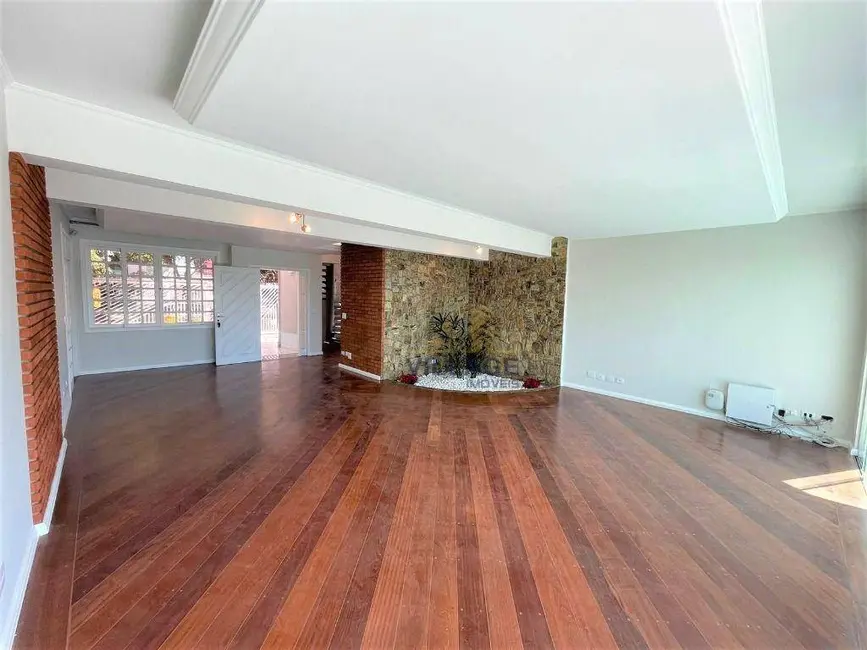 Sobrado com 4 quartos à venda, 420m2 em Parque São Domingos, São Paulo - SP - imagem 8 Foto 8 de Sobrado com 4 quartos à venda, 420m2 em Parque São Domingos, São Paulo - SP