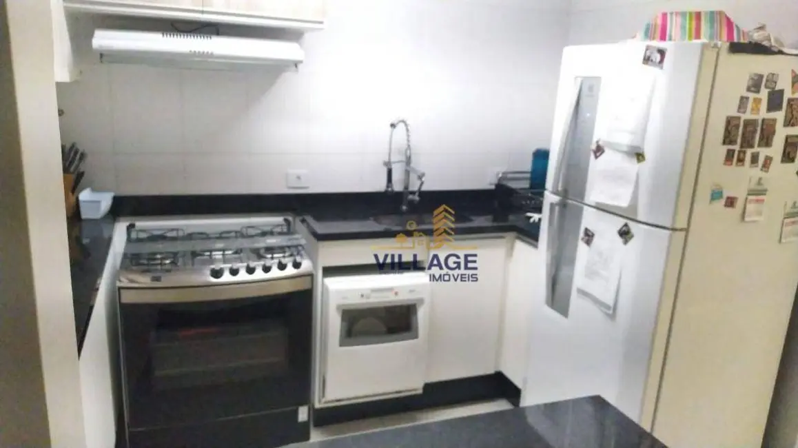 Foto 2 de Sobrado com 2 quartos à venda, 115m2 em Vila Mangalot, São Paulo - SP