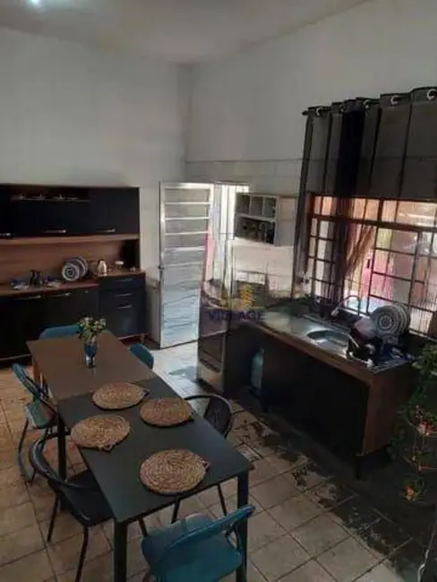 Foto 5 de Casa com 3 quartos à venda, 170m2 em Vila Guedes, São Paulo - SP
