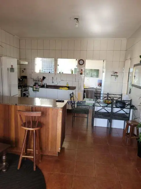 Foto 3 de Sobrado com 4 quartos à venda, 200m2 em Parque Monteiro Soares, São Paulo - SP