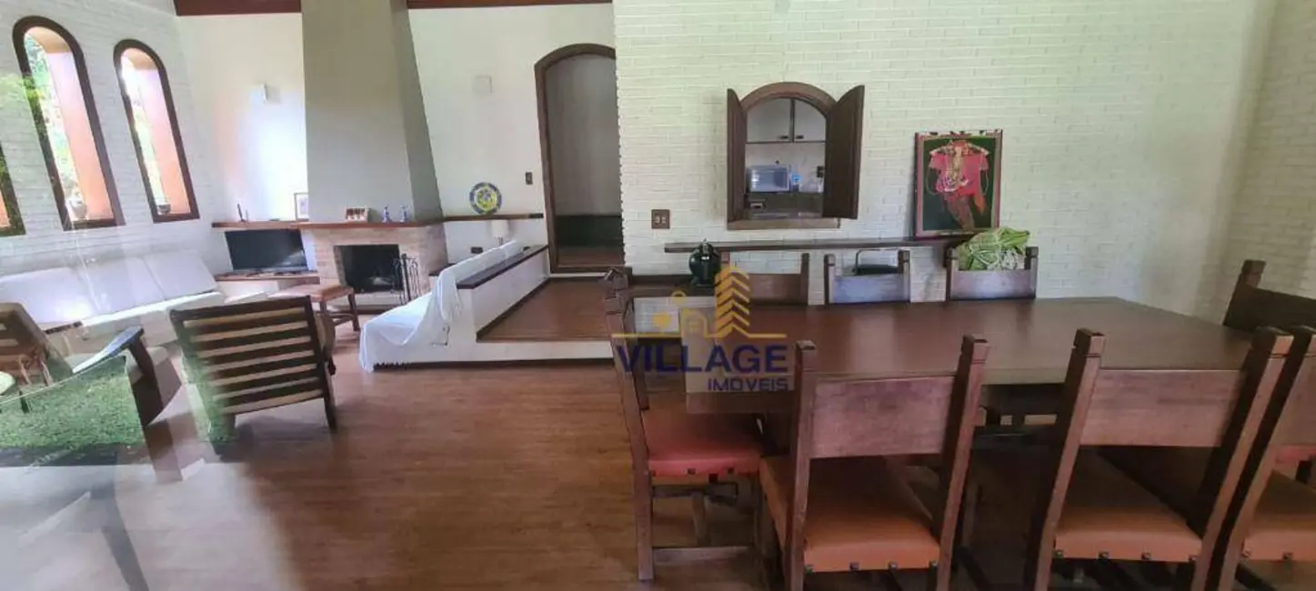 Casa com 5 quartos para alugar, 1000m2 em Atibaia - SP - imagem 4 Foto 4 de Casa com 5 quartos para alugar, 1000m2 em Atibaia - SP