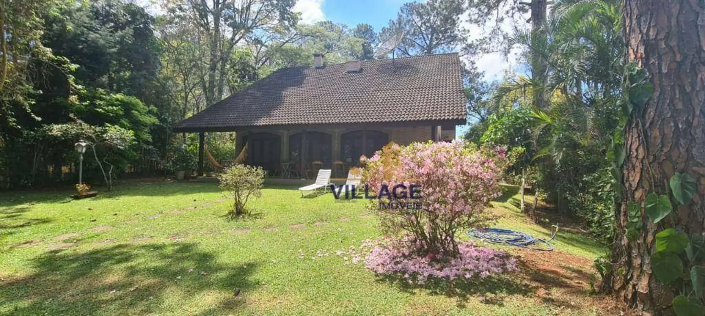 Foto 1 de Casa com 5 quartos para alugar, 1000m2 em Atibaia - SP