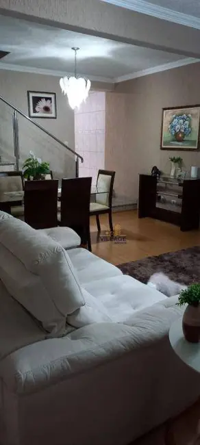 Sobrado com 4 quartos à venda, 130m2 em Jardim Taipas, São Paulo - SP - imagem 3 Foto 3 de Sobrado com 4 quartos à venda, 130m2 em Jardim Taipas, São Paulo - SP