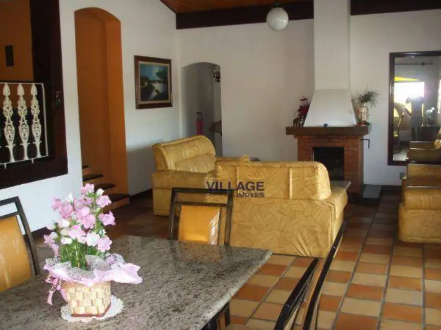 Foto 8 de Casa com 3 quartos à venda, 1730m2 em Três Montanhas, Osasco - SP