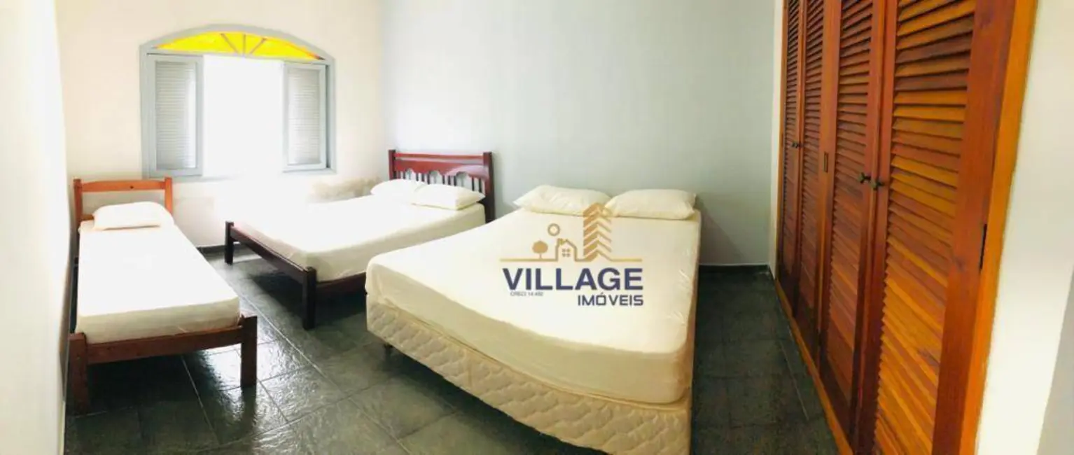 Foto 7 de Casa com 3 quartos à venda, 470m2 em Itanhaem - SP