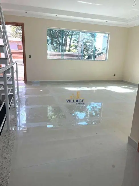 Sobrado com 3 quartos à venda, 150m2 em Vila Pedra Branca, São Paulo - SP - imagem 5 Foto 5 de Sobrado com 3 quartos à venda, 150m2 em Vila Pedra Branca, São Paulo - SP