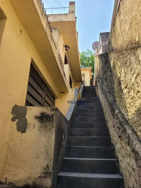 Foto 1 de Casa com 8 quartos à venda, 207m2 em Moinho Velho, São Paulo - SP