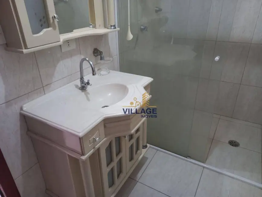 Foto 6 de Sobrado com 6 quartos à venda, 125m2 em Vila Mangalot, São Paulo - SP