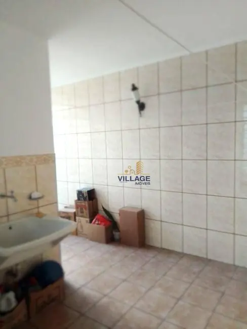 Foto 6 de Casa com 2 quartos à venda, 199m2 em Parque São Domingos, São Paulo - SP