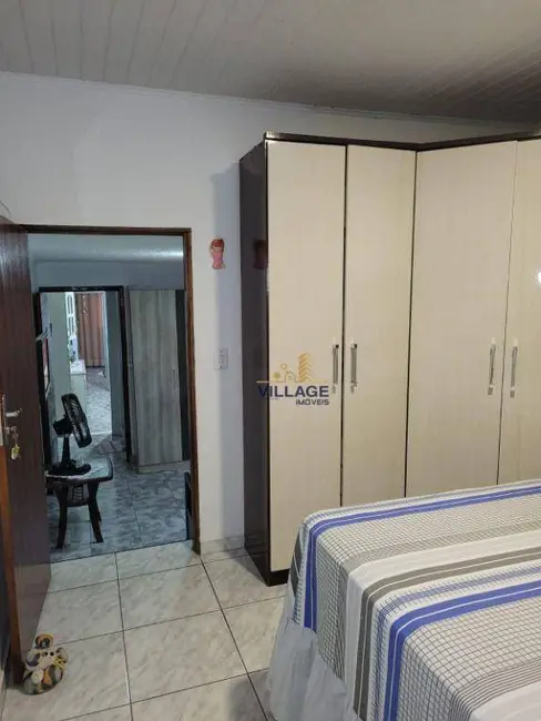 Foto 4 de Casa com 5 quartos à venda, 148m2 em Jardim Marisa, São Paulo - SP
