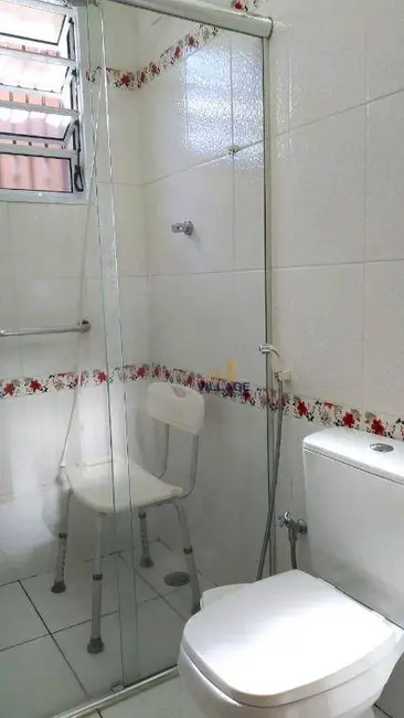 Casa com 3 quartos à venda, 176m2 em Vila Guedes, São Paulo - SP - imagem 6 Foto 6 de Casa com 3 quartos à venda, 176m2 em Vila Guedes, São Paulo - SP