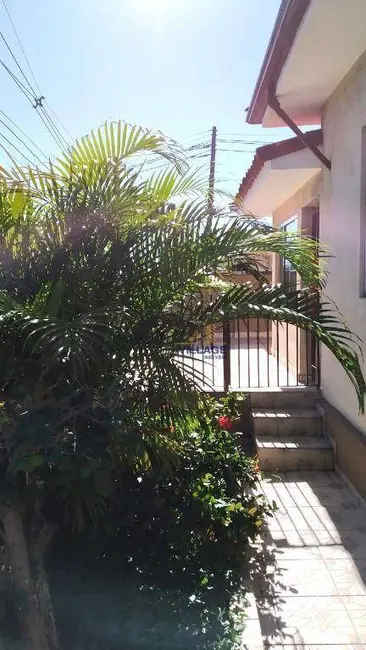 Casa com 3 quartos à venda, 176m2 em Vila Guedes, São Paulo - SP - imagem 3 Foto 3 de Casa com 3 quartos à venda, 176m2 em Vila Guedes, São Paulo - SP