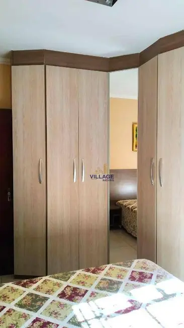 Casa com 3 quartos à venda, 176m2 em Vila Guedes, São Paulo - SP - imagem 5 Foto 5 de Casa com 3 quartos à venda, 176m2 em Vila Guedes, São Paulo - SP