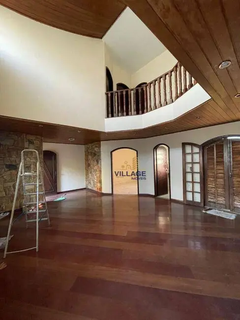 Foto 2 de Sobrado com 4 quartos à venda, 300m2 em Quitaúna, Osasco - SP