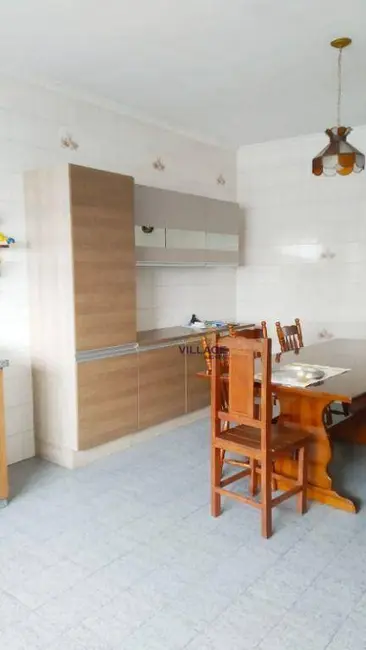 Foto 7 de Casa com 3 quartos para alugar, 250m2 em Jardim Mangalot, São Paulo - SP