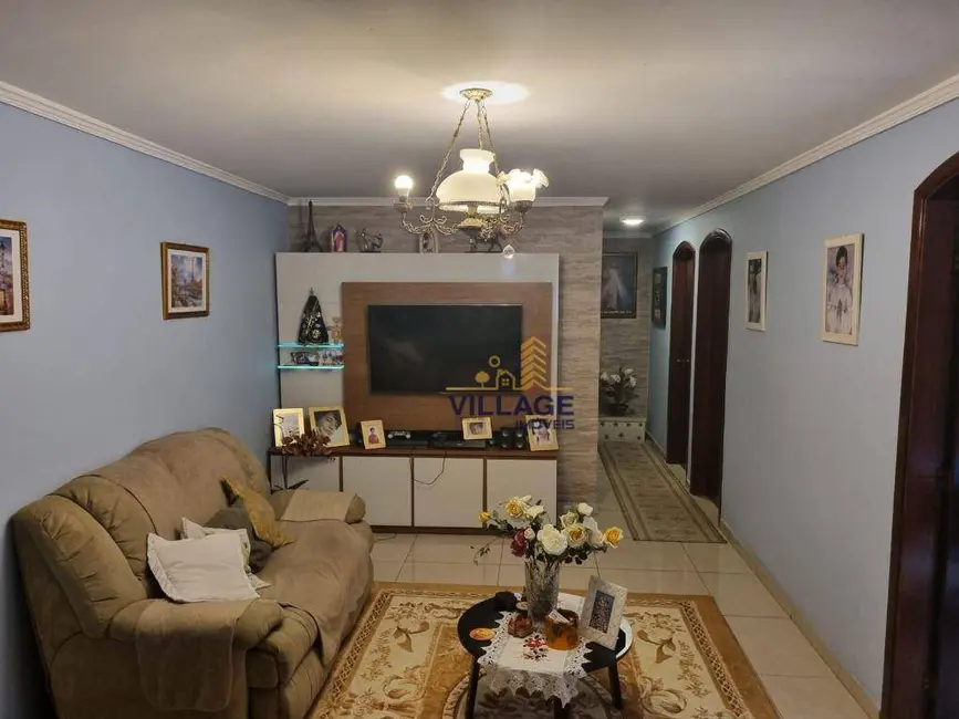 Foto 4 de Sobrado com 5 quartos à venda, 200m2 em Metalúrgicos, Osasco - SP