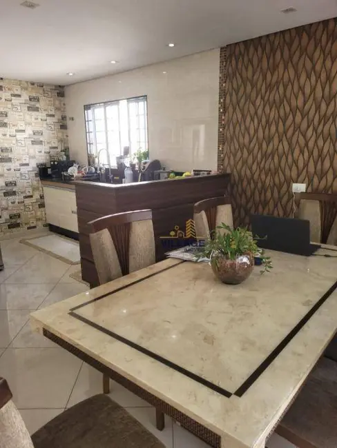 Foto 4 de Casa com 3 quartos à venda, 250m2 em Vila Piauí, São Paulo - SP