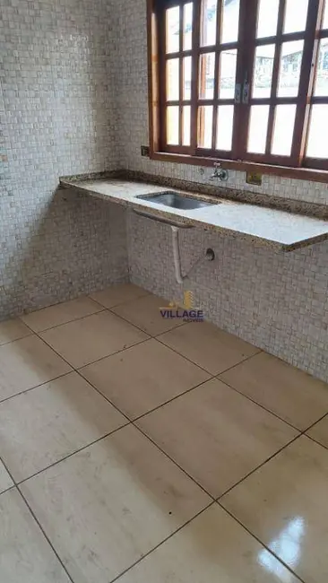 Sobrado com 2 quartos à venda, 125m2 em Jardim das Palmeiras, Atibaia - SP - imagem 5 Foto 5 de Sobrado com 2 quartos à venda, 125m2 em Jardim das Palmeiras, Atibaia - SP