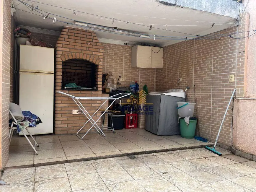 Sobrado com 3 quartos à venda, 70m2 em Jardim Mangalot, São Paulo - SP - imagem 9 Foto 9 de Sobrado com 3 quartos à venda, 70m2 em Jardim Mangalot, São Paulo - SP