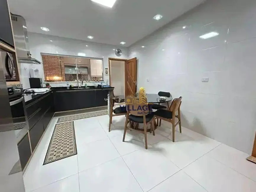 Foto 9 de Sobrado com 3 quartos à venda, 150m2 em Parque São Domingos, São Paulo - SP